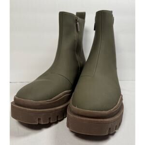 Vionic Olive Ankle Boots with Brown Sole